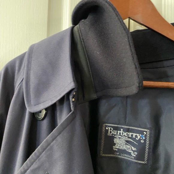 Mens Burberry Navy Trench Jacket with wool inner coat - Picture 9 of 15